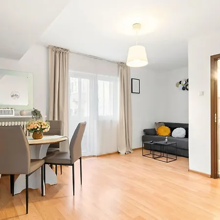 Apartment Stepup Apartment, Downtown Bucharest, Center, Garden View Bucharest