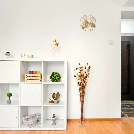 Stepup Apartment, Downtown Bucharest, Center, Garden View Appartement