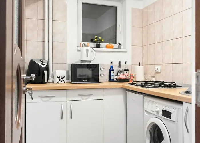 Stepup Apartment, Downtown Bucharest, Center, Garden View