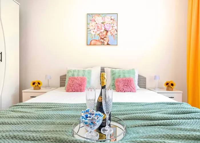 Apartamento Stepup Apartment, Downtown Bucharest, Center, Garden View *