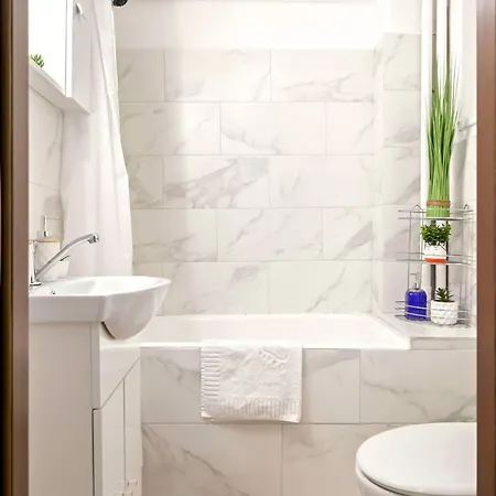 דירה Stepup Apartment, Downtown Bucharest, Center, Garden View בוקרשט