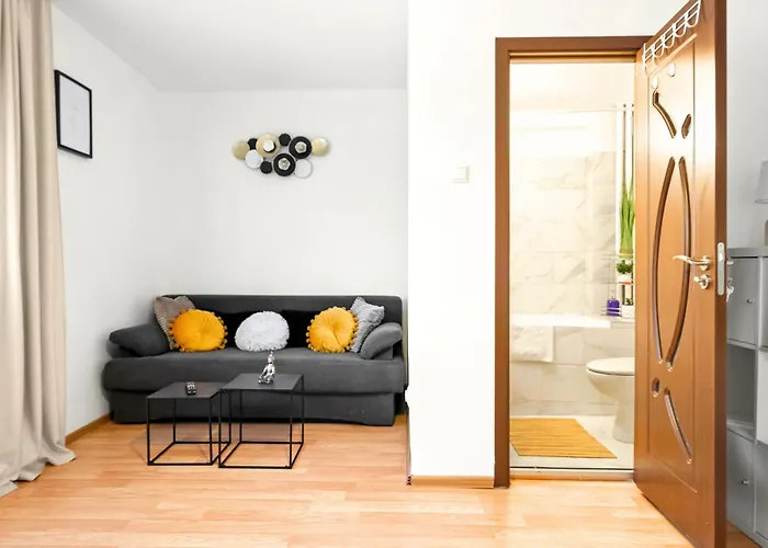 Stepup Apartment, Downtown Bucharest, Center, Garden View Apartment Bucharest