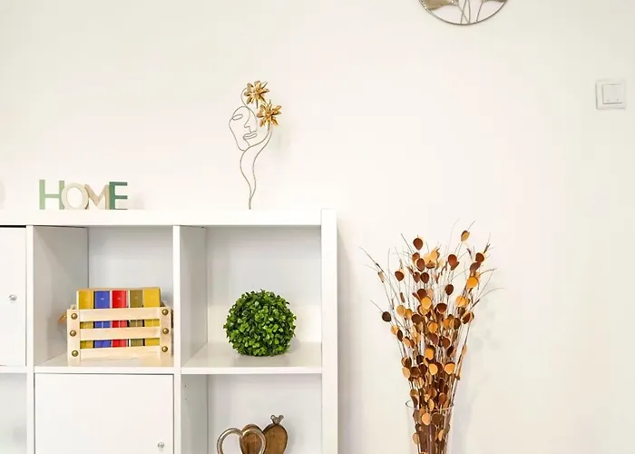 Stepup Apartment, Downtown Bucharest, Center, Garden View